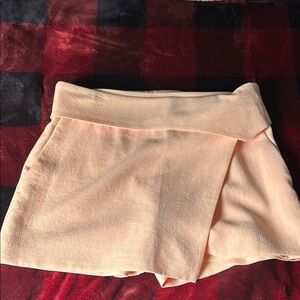 Stylish Peach High-Waisted Shorts